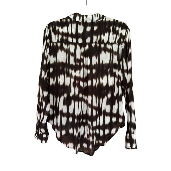 Bella Dahl In Black & White Blurred Ikat Print Button Down Blouse Lightweight - Picture 4 of 13